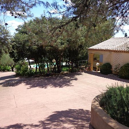 Santolines En Provence Acomodação com café da manhã Piolenc Exterior foto