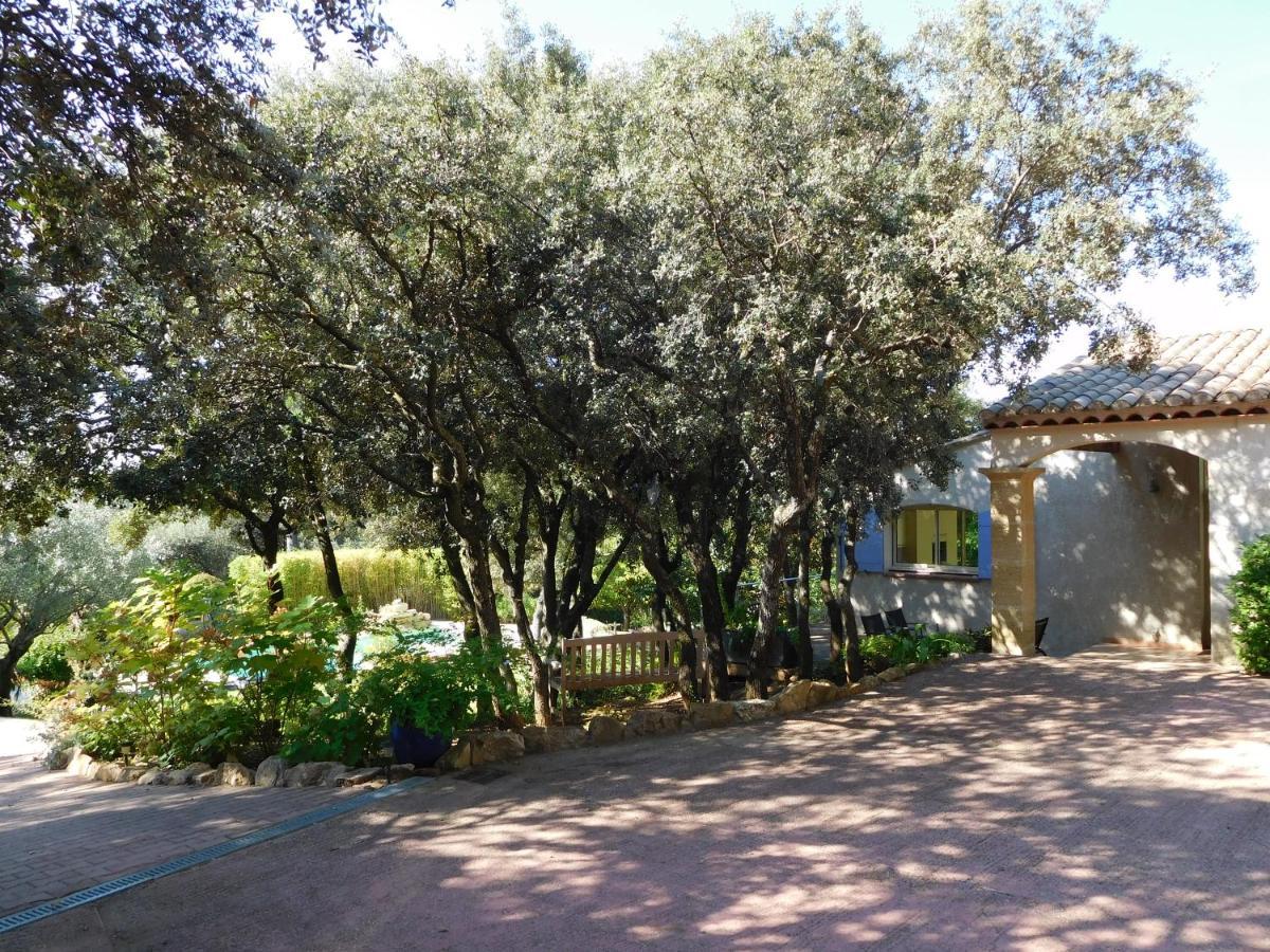 Santolines En Provence Acomodação com café da manhã Piolenc Exterior foto