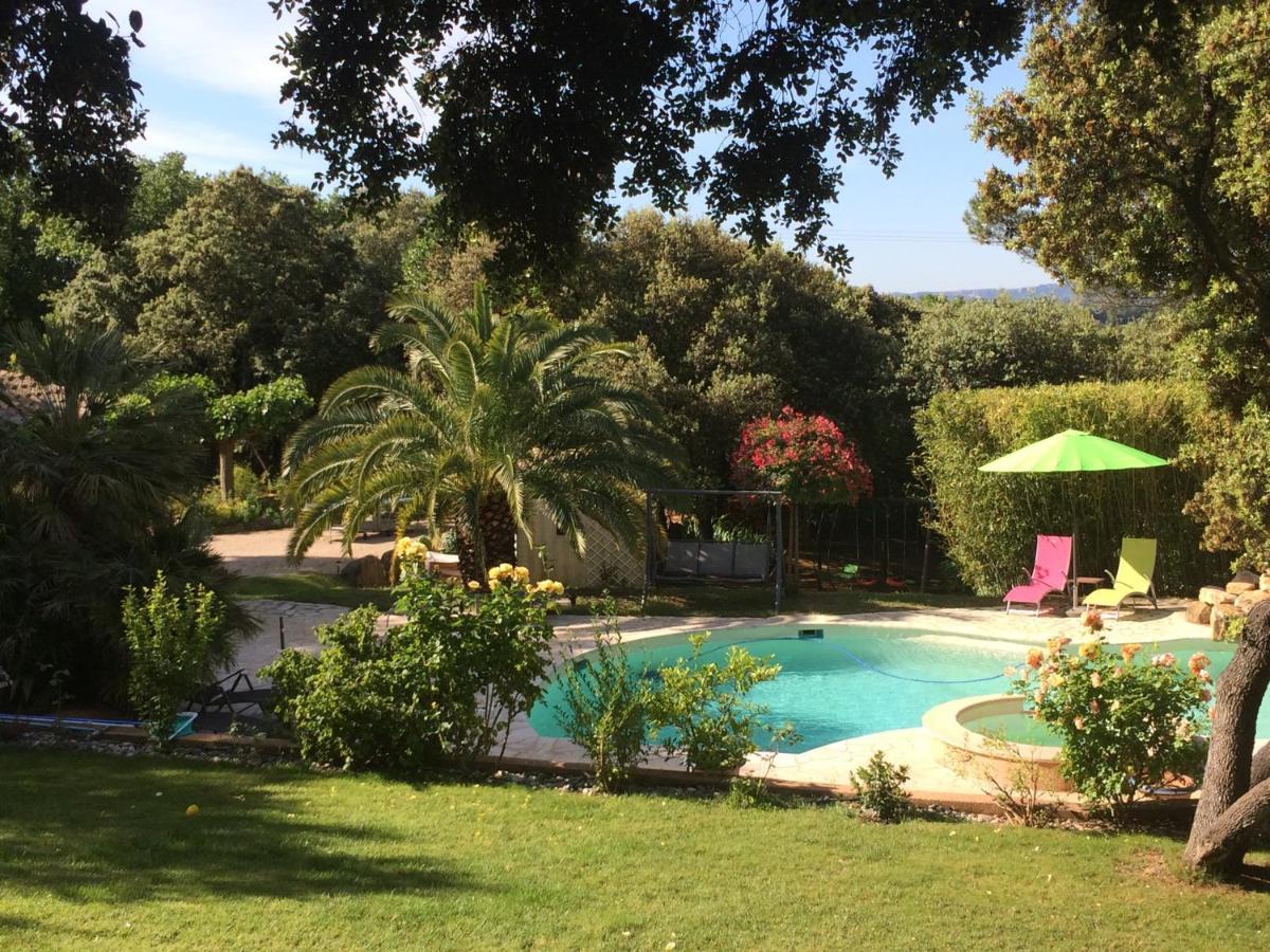 Santolines En Provence Acomodação com café da manhã Piolenc Exterior foto