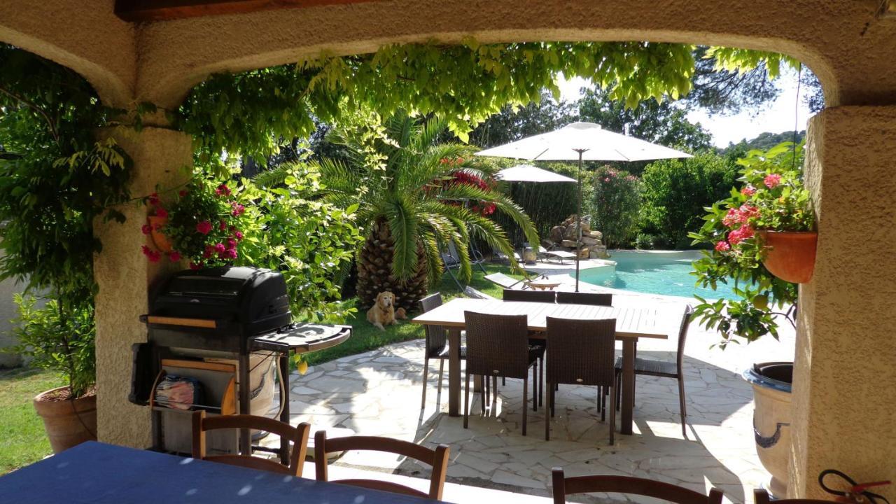 Santolines En Provence Acomodação com café da manhã Piolenc Exterior foto
