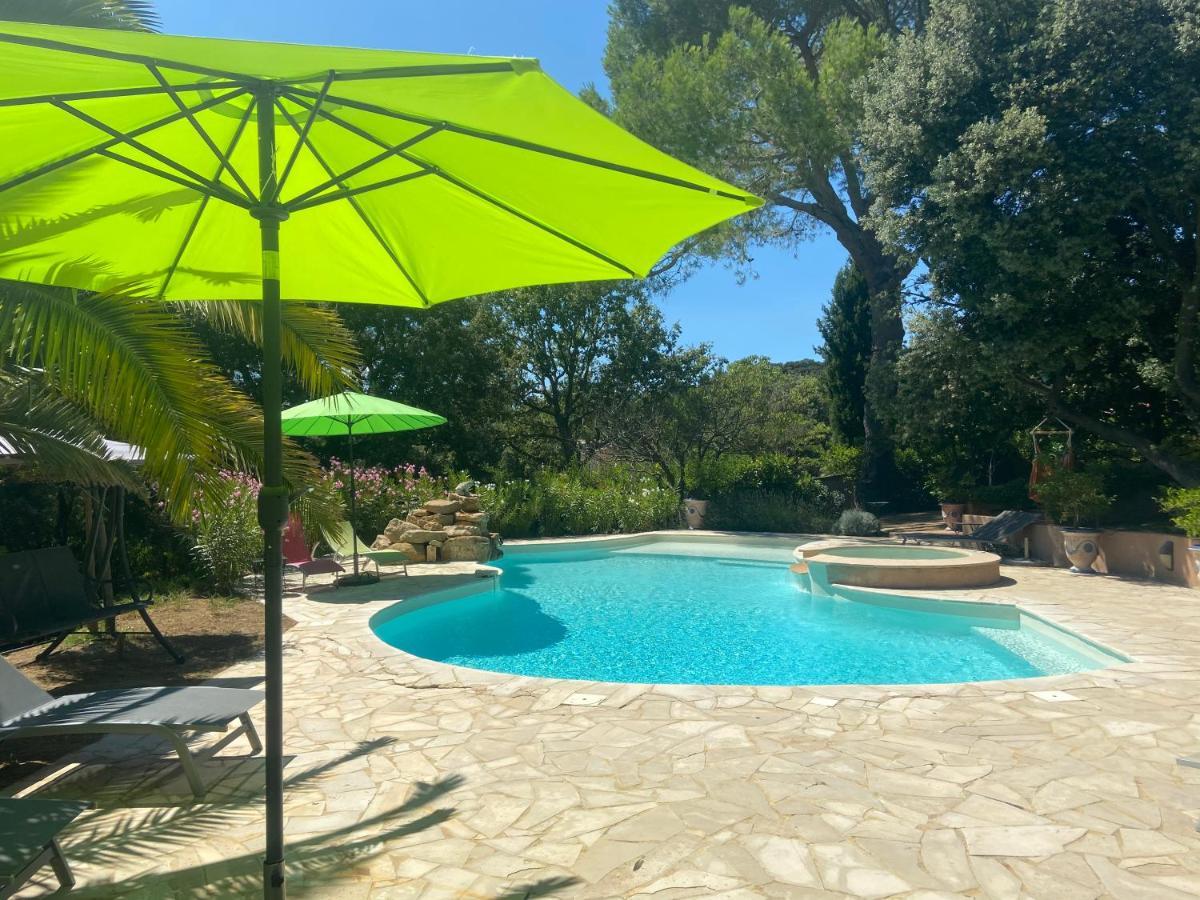Santolines En Provence Acomodação com café da manhã Piolenc Exterior foto