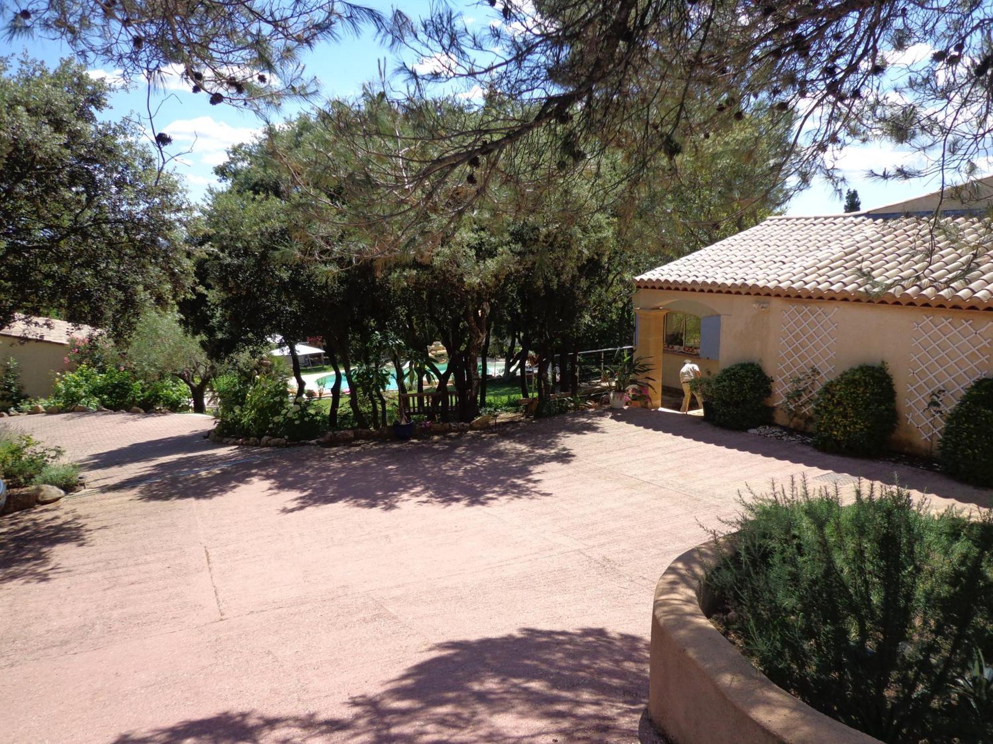 Santolines En Provence Acomodação com café da manhã Piolenc Exterior foto