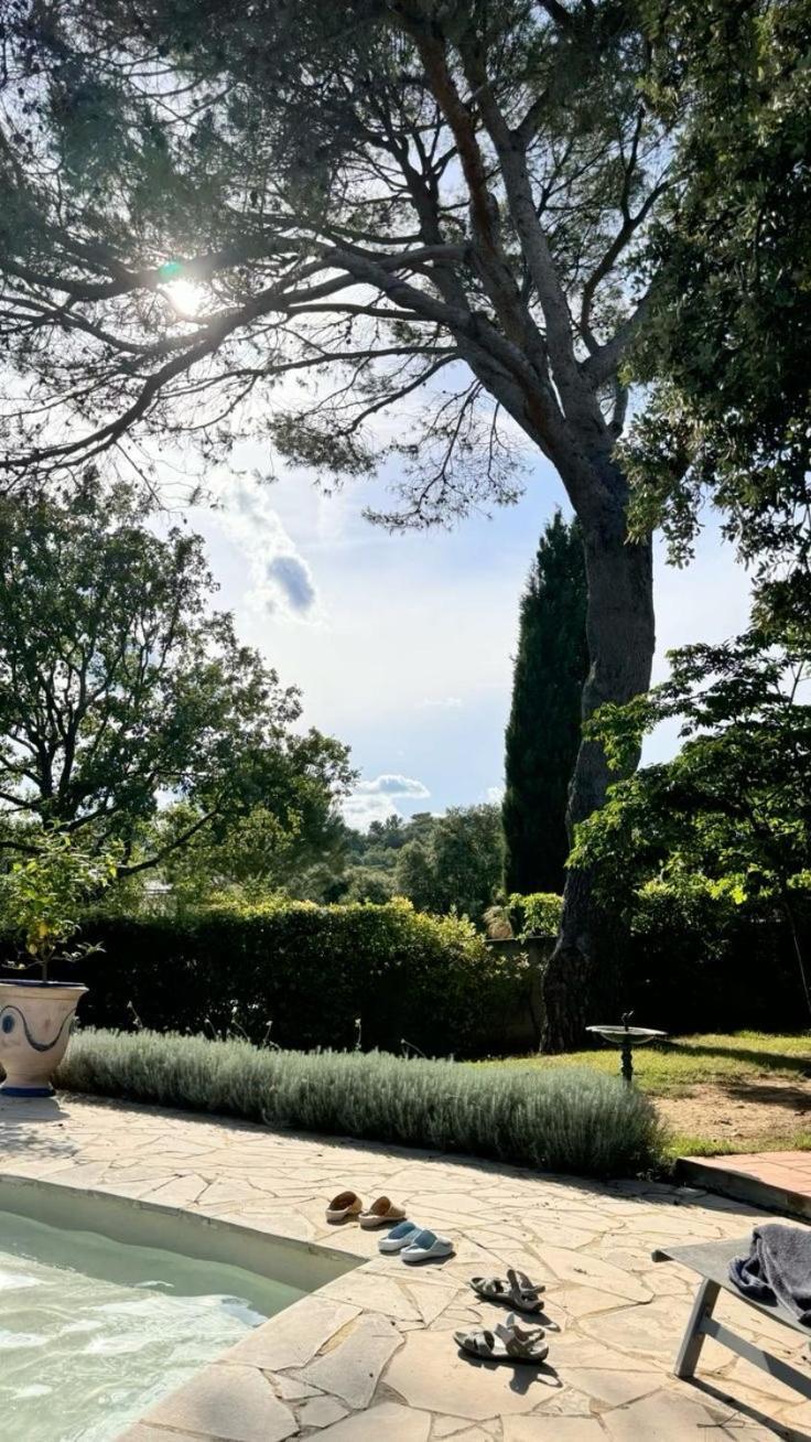 Santolines En Provence Acomodação com café da manhã Piolenc Exterior foto